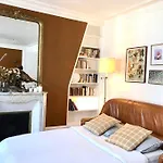 Parishome! Double Balcony, Art & Designer Touches