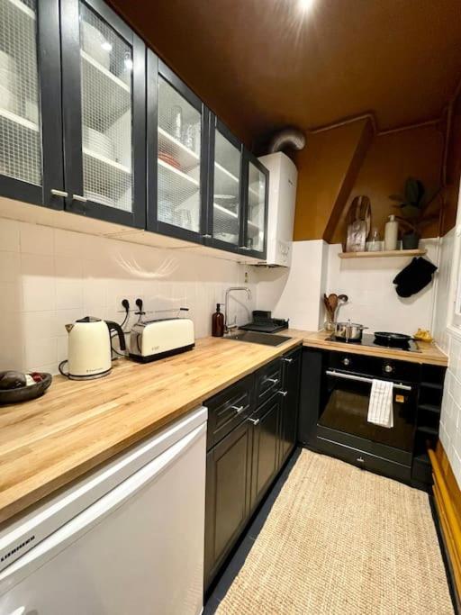 Parishome! Double Balcony, Art & Designer Touches * Parijs