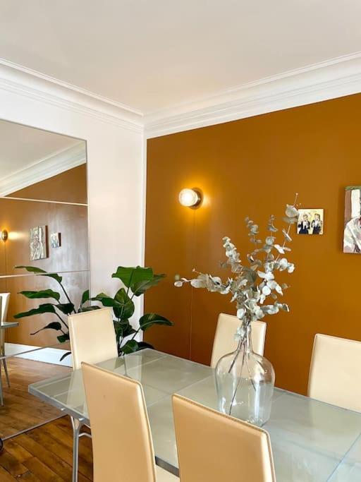 Appartement Parishome! Double Balcony, Art & Designer Touches *